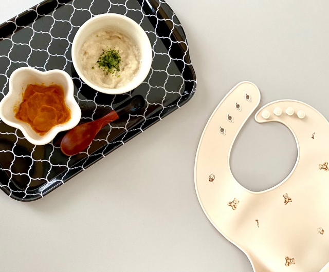 離乳食とスタイ