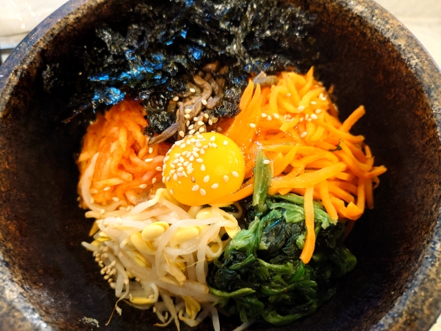 石焼ビビンバ